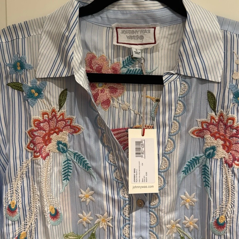 Johnny Was Silk Blouse - Picture 3 of 6